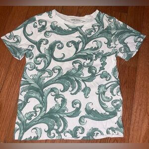 H&M kids t shirt size 6